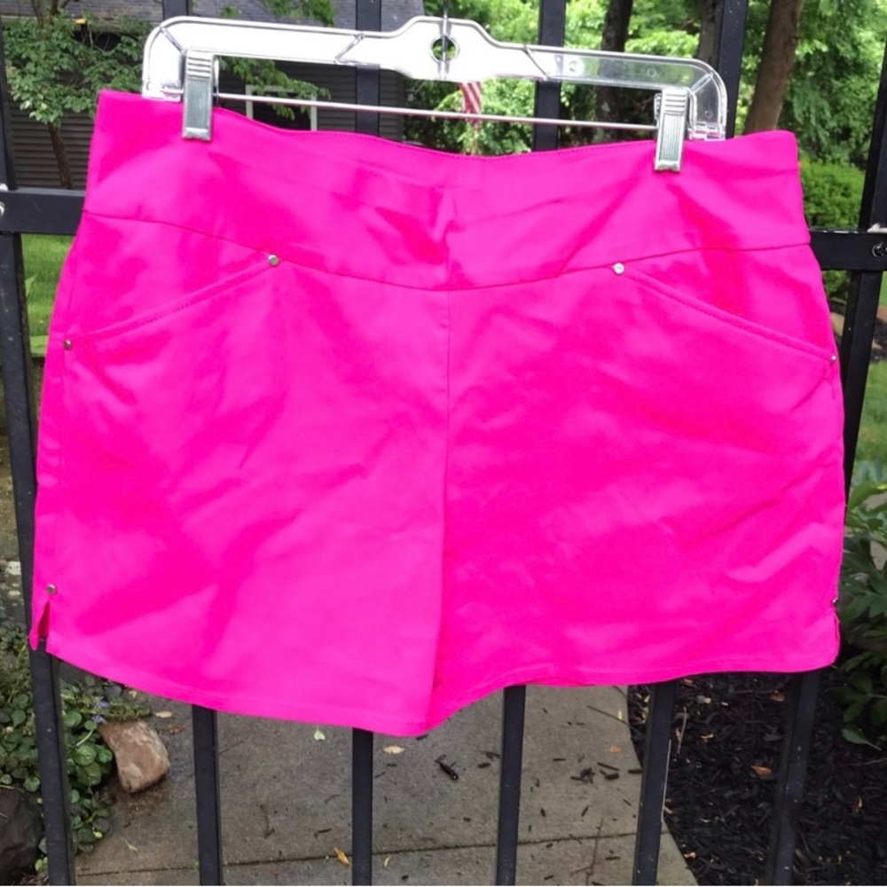 INC. Hot pink pull-on shorts